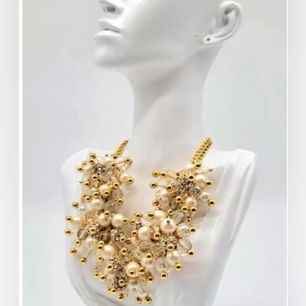 Kate Spade statement Pearls & Crystal Necklace Goldtone